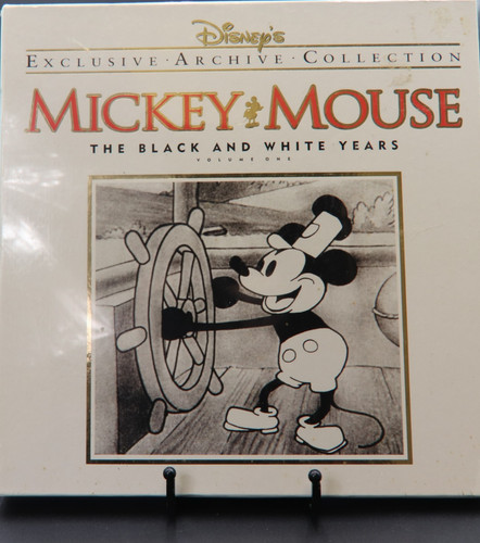 Mickey mouse the black - mouse,