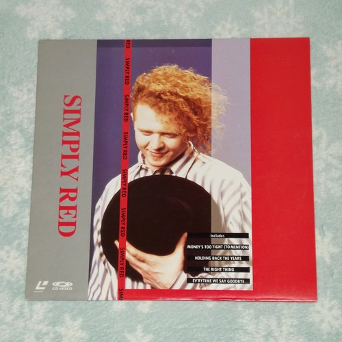 Simply red - red,